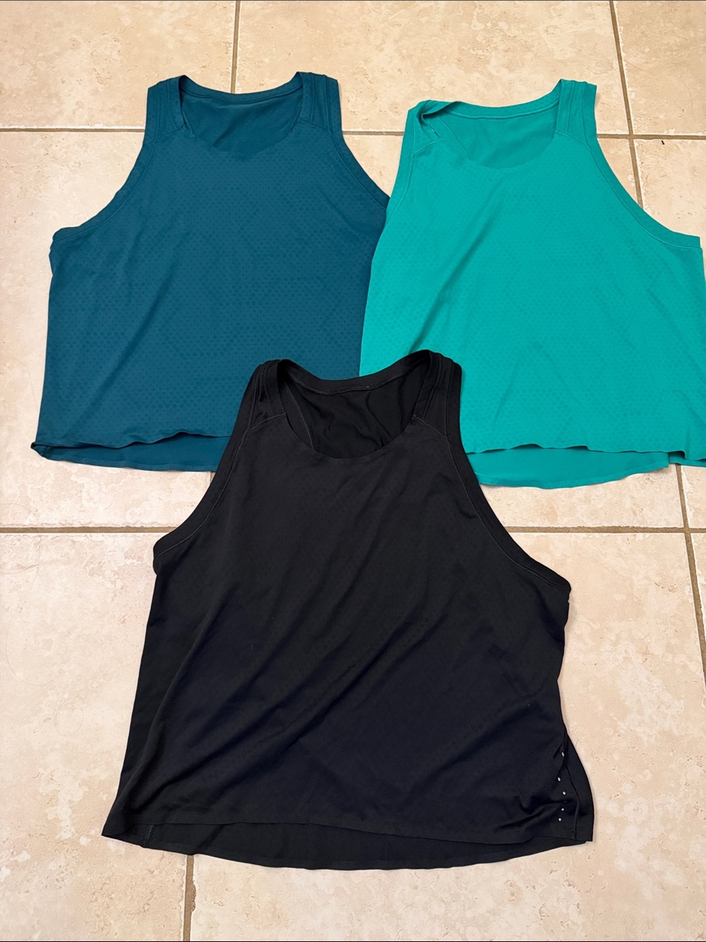 Lululemon running tanks